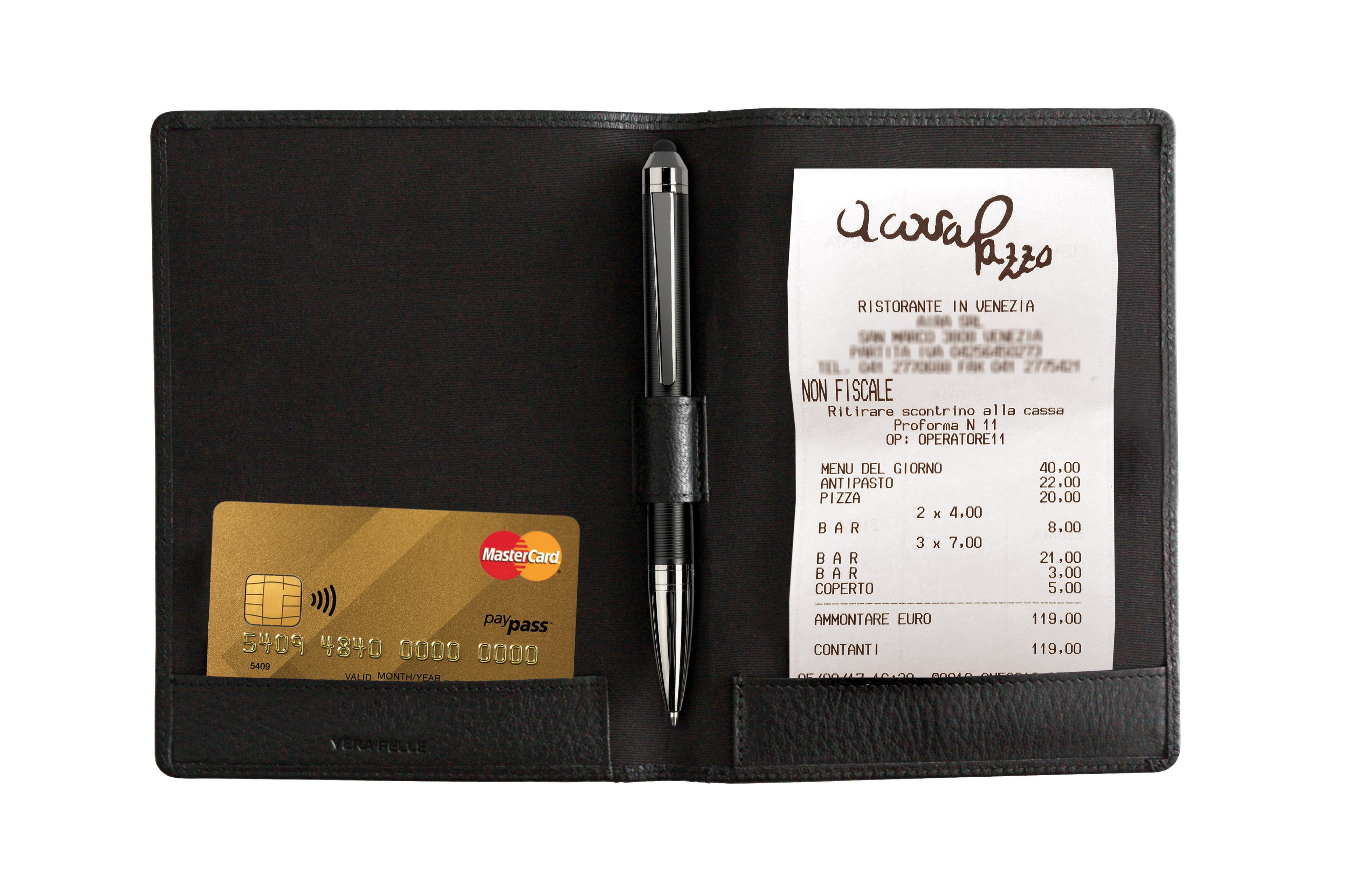 K0008AB | Bill Holder in Genuine Full-Grain Leather, Dollar Grain. Mini Internal Slots and Pen Loop. Black. Dimensions: 12 x 16 x 1 cm. Packaging: Non-woven Bag