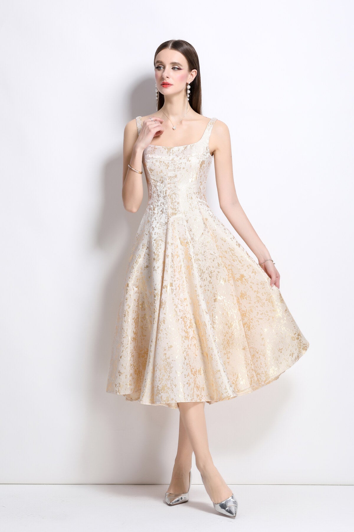 Paloma Slim Fit Jacquard Midi Dress